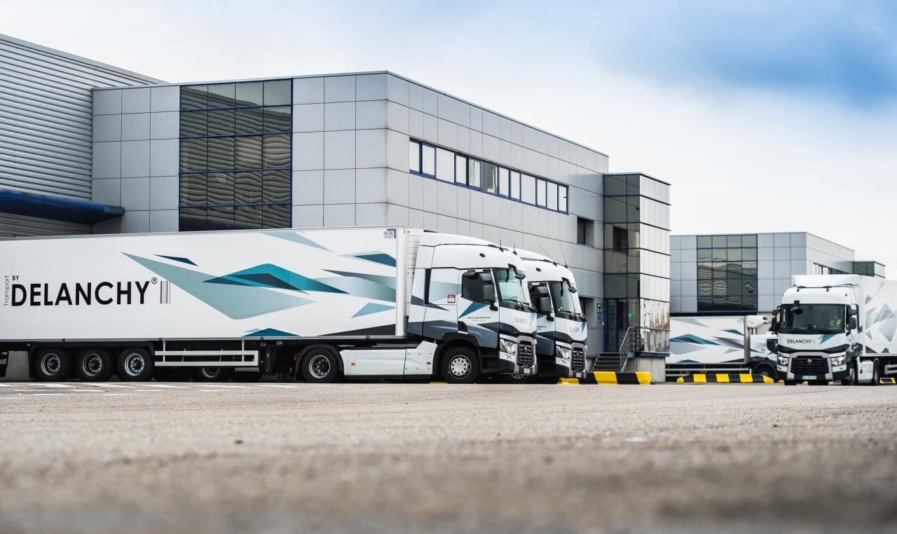 5 Key Features Of Road Transportation - Navata